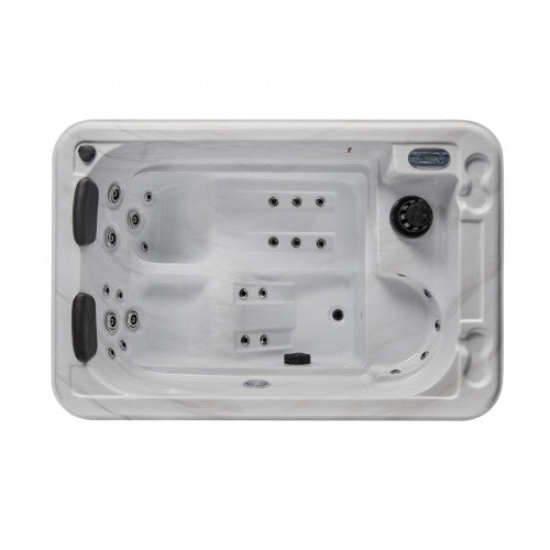 Riley 3-Person Hot Tub