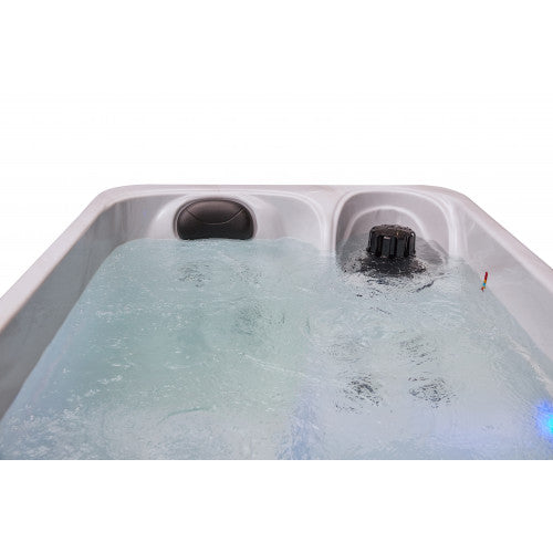 Cashmere 2-Person Hot Tub