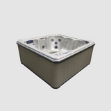 Galaxy 2 (240V) 6 Seats | 41 Jets